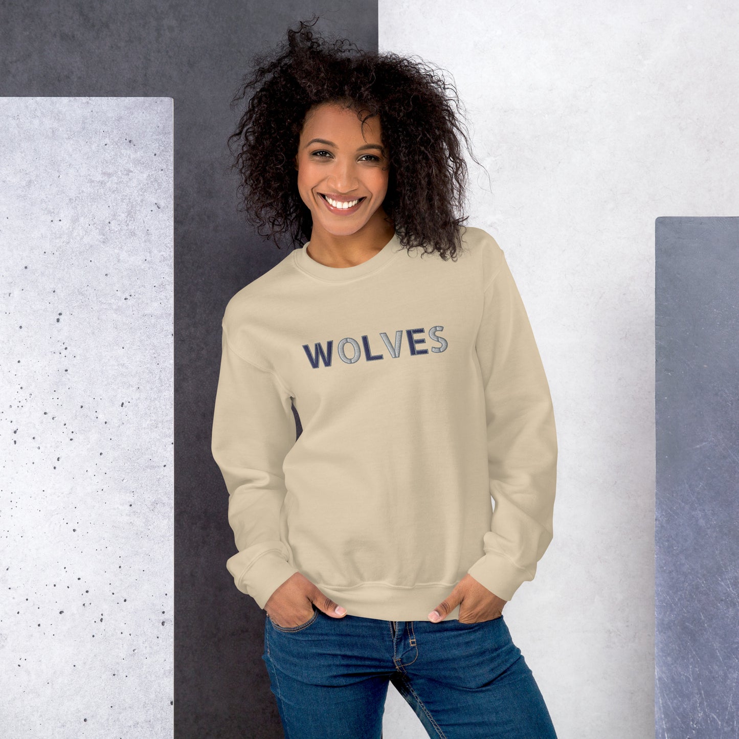 Wolves Embroidered Unisex Sweatshirt